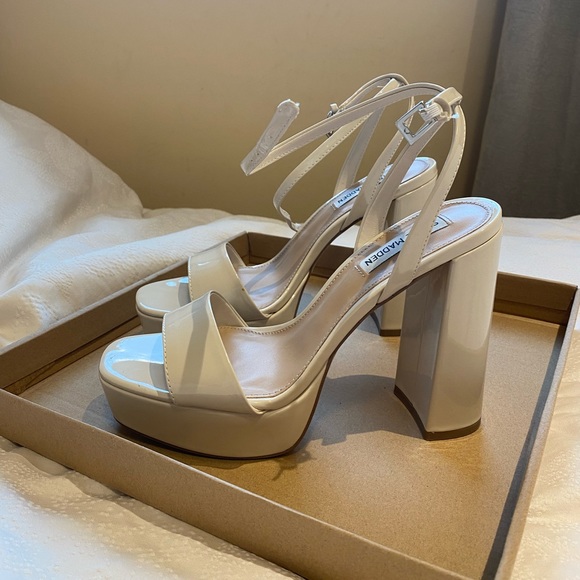 Steve Madden Shoes - Steve Madden Lessa ‘Bone’ Patent Platform Heel